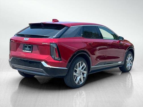 2025 Cadillac OPTIQ Luxury 2 AWD