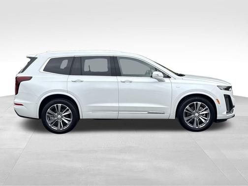 2025 Cadillac XT6 Premium Luxury AWD