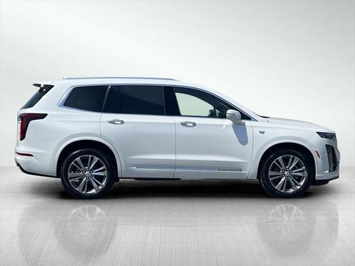 2025 Cadillac XT6 Premium Luxury AWD