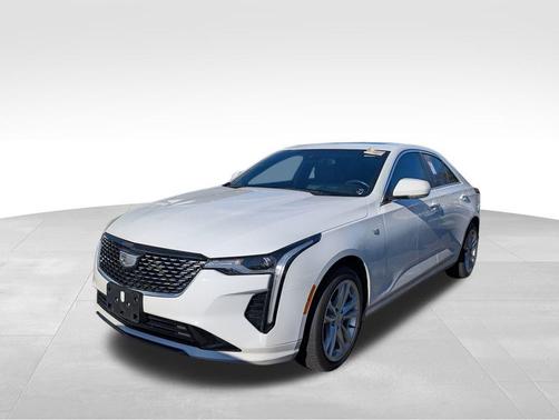 2023 Cadillac CT4 Luxury