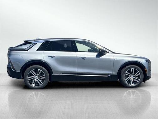2025 Cadillac LYRIQ Luxury w/1SC