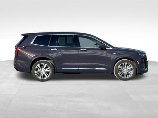 2025 Cadillac XT6 Premium Luxury AWD