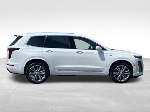 2025 Cadillac XT6 Premium Luxury AWD