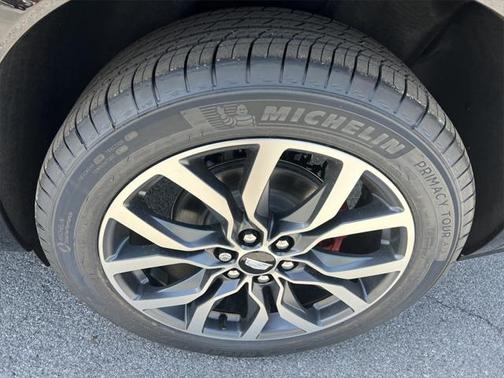 2025 Cadillac XT6 Sport AWD