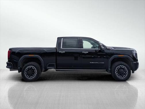 2024 GMC Sierra 2500 Denali