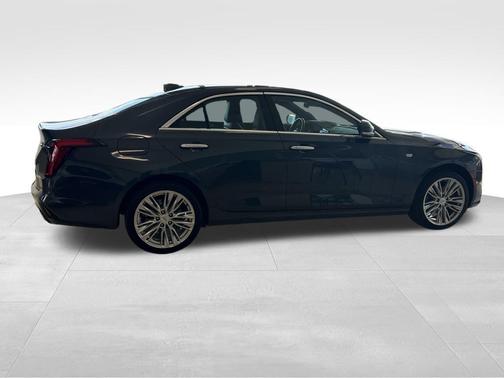 2022 Cadillac CT4 Premium Luxury