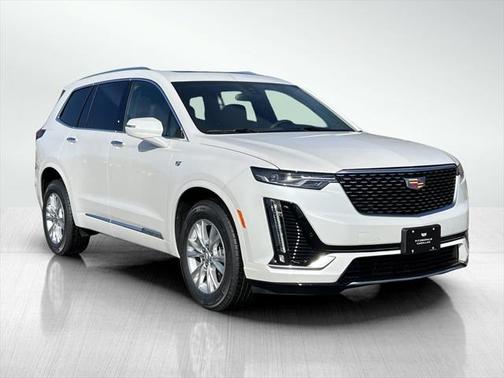 2025 Cadillac XT6 Luxury AWD