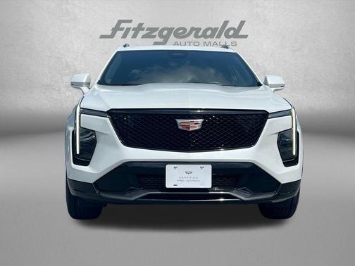 Crystal White Tricoat 2024 Cadillac XT4 Sport