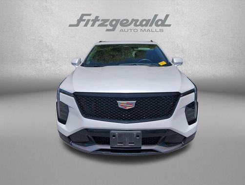 Crystal White Tricoat 2024 Cadillac XT4 Sport