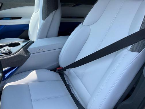 2025 Cadillac OPTIQ Luxury 1 AWD