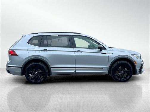 2024 Volkswagen Tiguan 2.0T SE R-Line Black 4MOTION