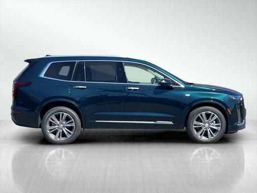 2025 Cadillac XT6 Premium Luxury AWD