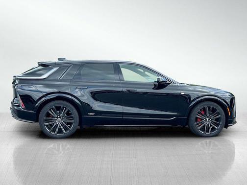 2026 Cadillac LYRIQ V Premium