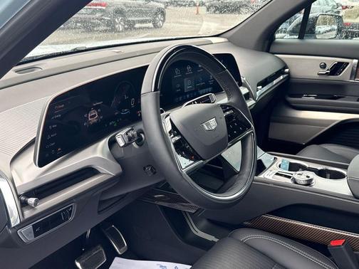 2026 Cadillac VISTIQ Sport