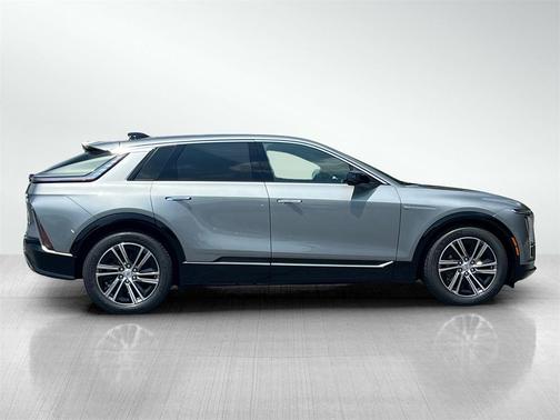 2025 Cadillac LYRIQ Luxury