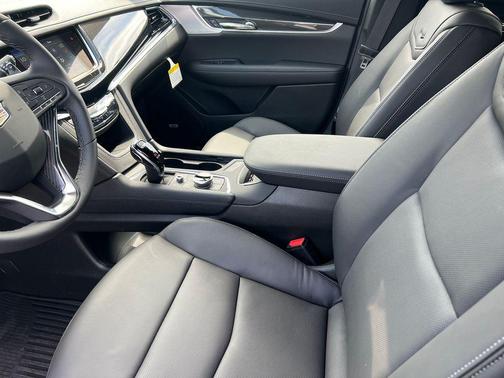2025 Cadillac XT6 Sport AWD