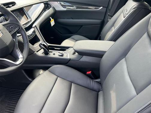 2025 Cadillac XT6 Sport AWD