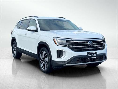 2024 Volkswagen Atlas 2.0T SE w/Technology 4MOTION