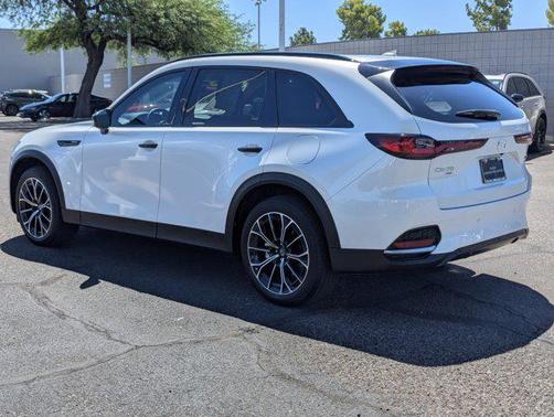 2025 Mazda CX-70 PHEV Premium Package