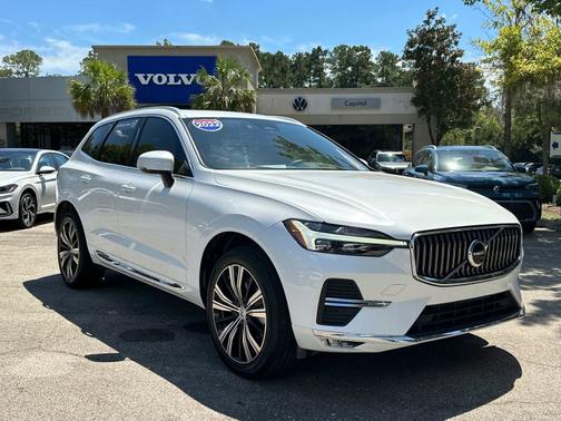 2022 Volvo XC60 B6 AWD Inscription