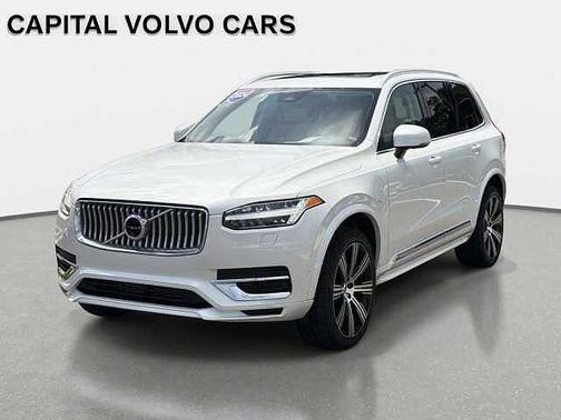 Crystal White 2024 Volvo XC90 Plus