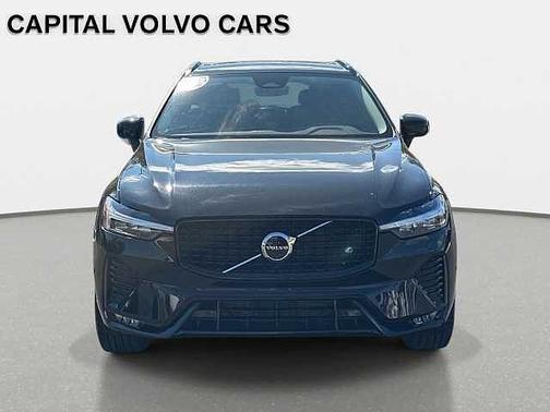 2025 Volvo XC60 Plus