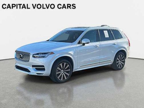 2025 Volvo XC90 Core