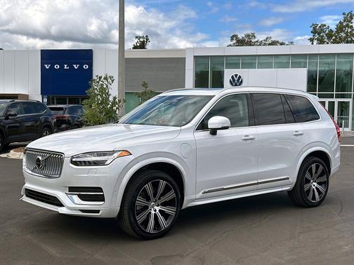 2024 Volvo XC90 Recharge Plug-In Hybrid T8 Plus Bright 7-Seater