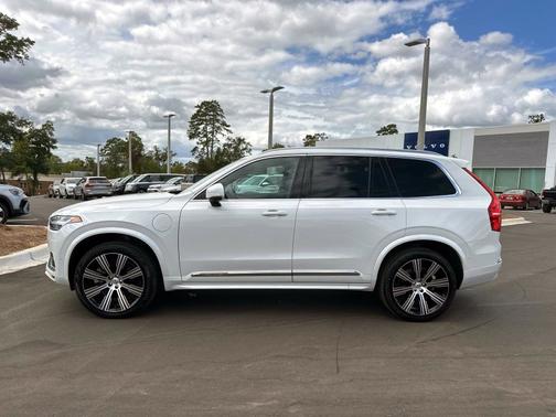 2024 Volvo XC90 Recharge Plug-In Hybrid T8 Plus Bright 7-Seater