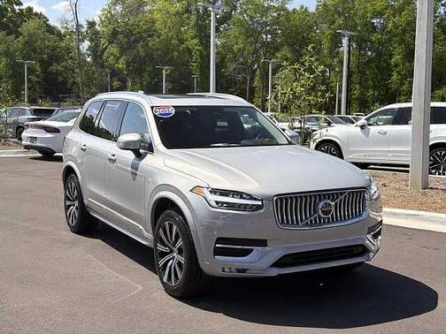Silver Dawn 2025 Volvo XC90 Core