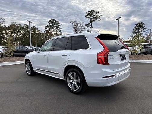 2024 Volvo XC90 Core