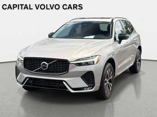 Silver Dawn 2025 Volvo XC60 Core
