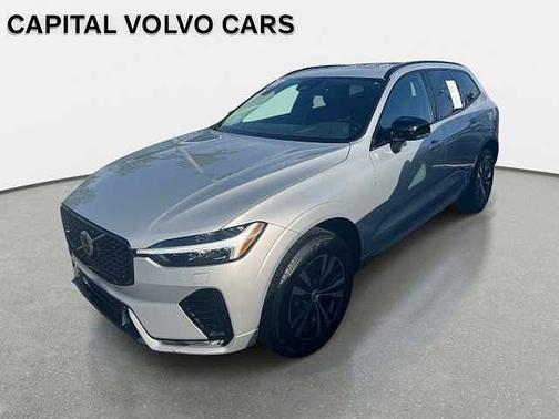 Silver Dawn 2025 Volvo XC60 Core