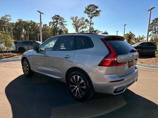 2025 Volvo XC60 Plus
