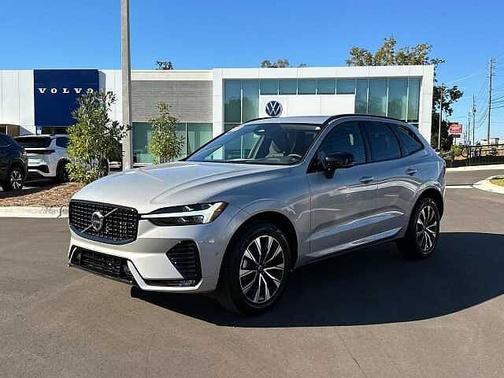 2025 Volvo XC60 Plus