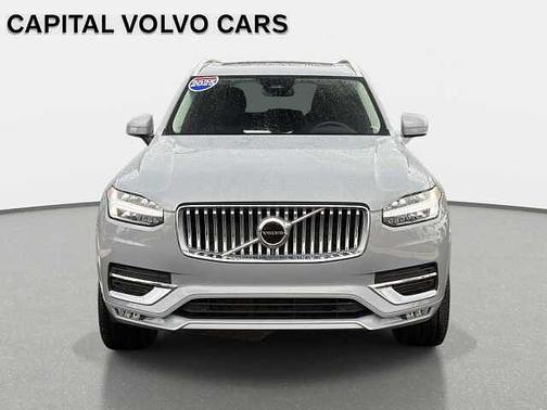 2025 Volvo XC90 Core