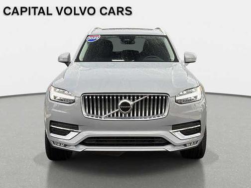 Vapour Grey 2025 Volvo XC90 Core