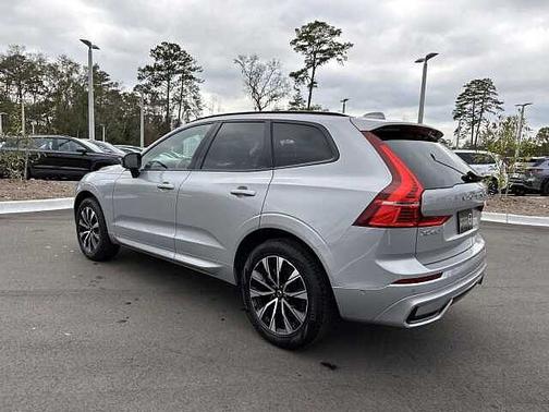 2025 Volvo XC60 Plus