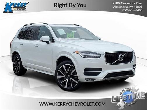 2018 Volvo XC90 T6 Momentum