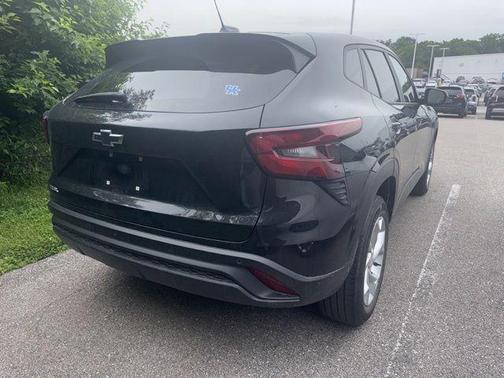 Black Metallic 2024 Chevrolet Trax LS