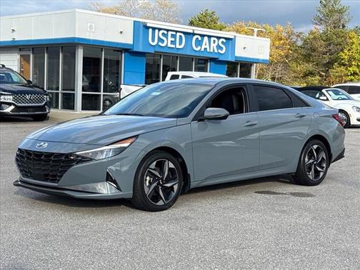 2023 Hyundai ELANTRA Limited