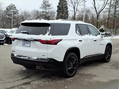 2023 Chevrolet Traverse Premier