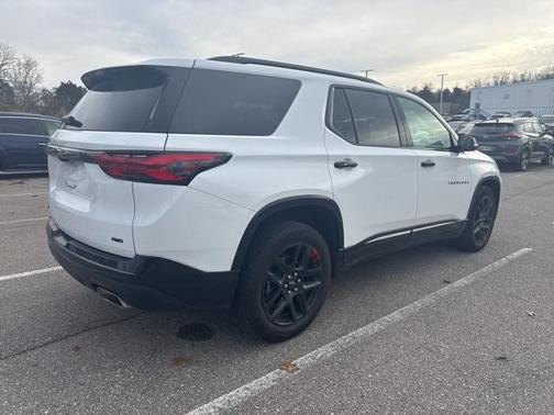 2023 Chevrolet Traverse Premier