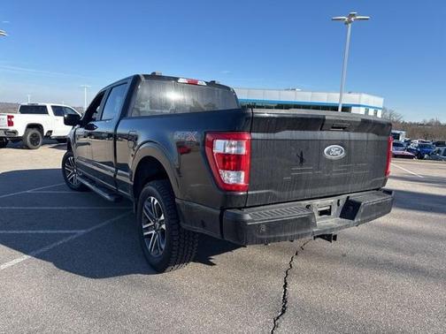 2022 Ford F-150 XL