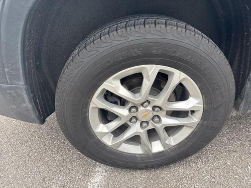 2021 Chevrolet Traverse LT Leather