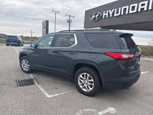 2021 Chevrolet Traverse LT Leather