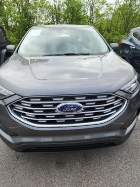 2021 Ford Edge SE
