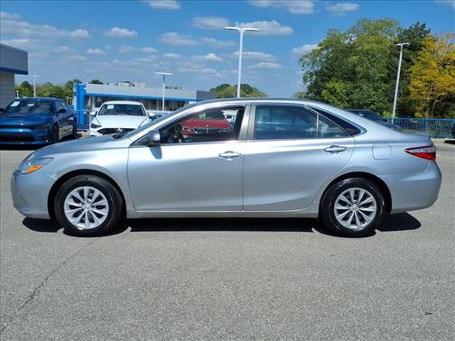 2017 Toyota Camry 