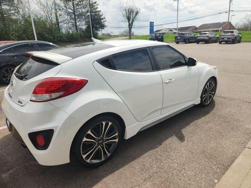 2016 Hyundai Veloster Turbo