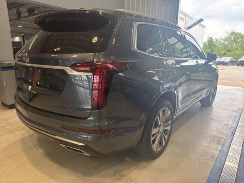 Shadow Metallic 2021 Cadillac XT6 Premium Luxury AWD
